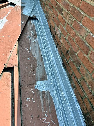 Roof Leak SME (972) 567-2377